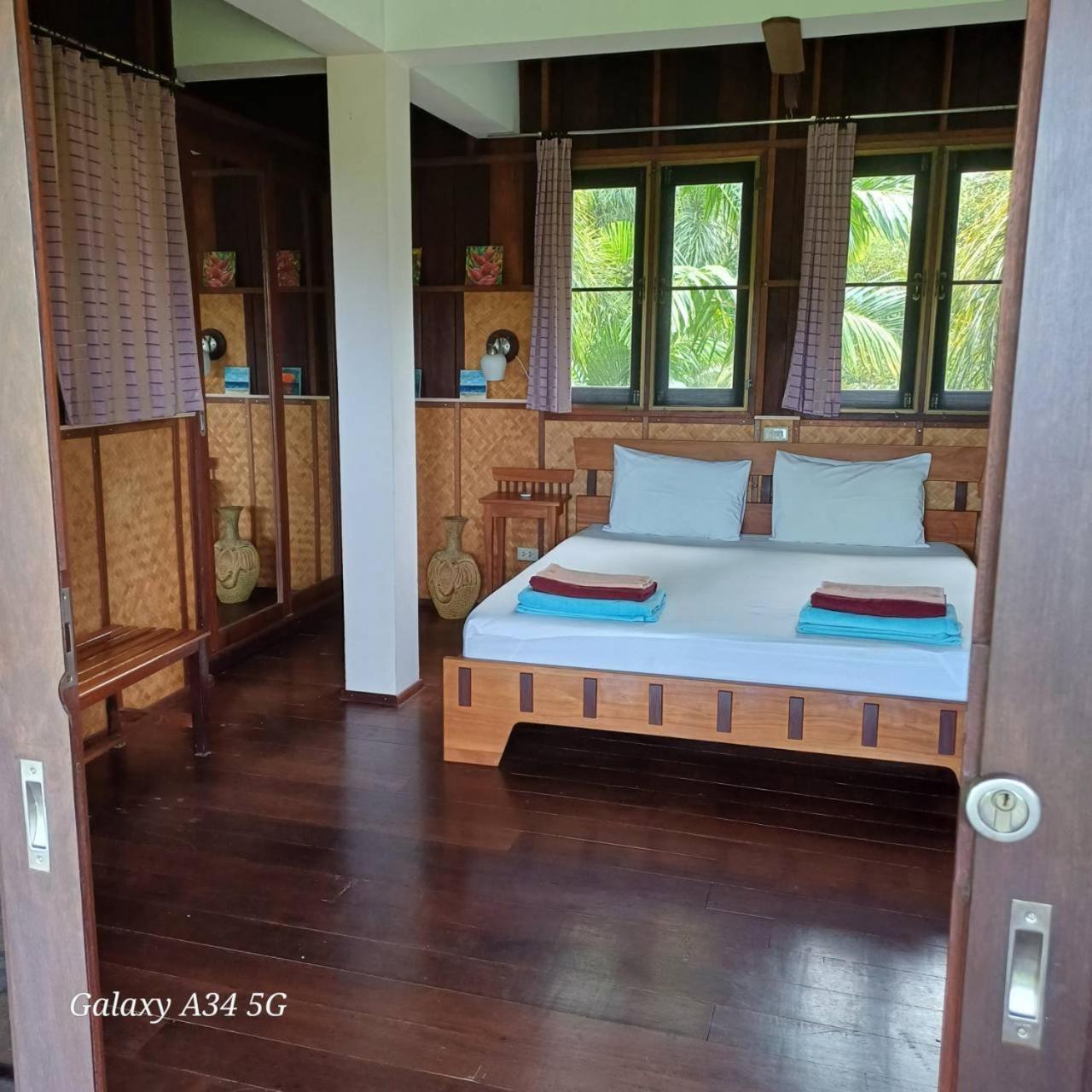 Lake View Bungalows Khao Lak Exterior foto