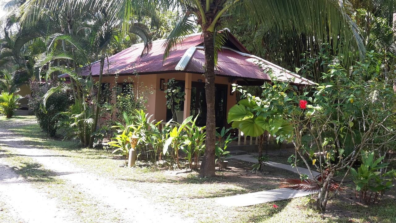 Lake View Bungalows Khao Lak Exterior foto